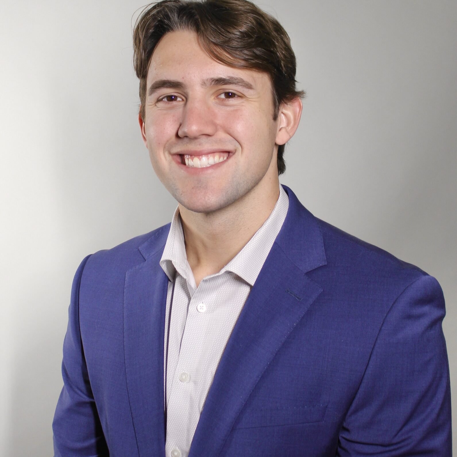 Coby Barnes, loan officer at Mid Valley Financial